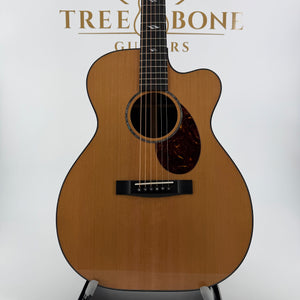 Huss and Dalton OM-C Cedar and Rosewood