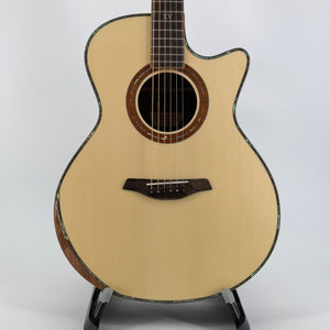 Pre-Owned Furch Red Deluxe  Gc-LC a Alpine Spruce and Cocobolo