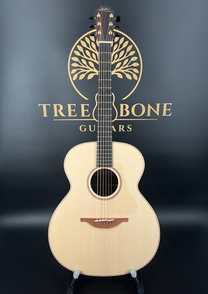 Lowden O-20 Sitka and Mahogany